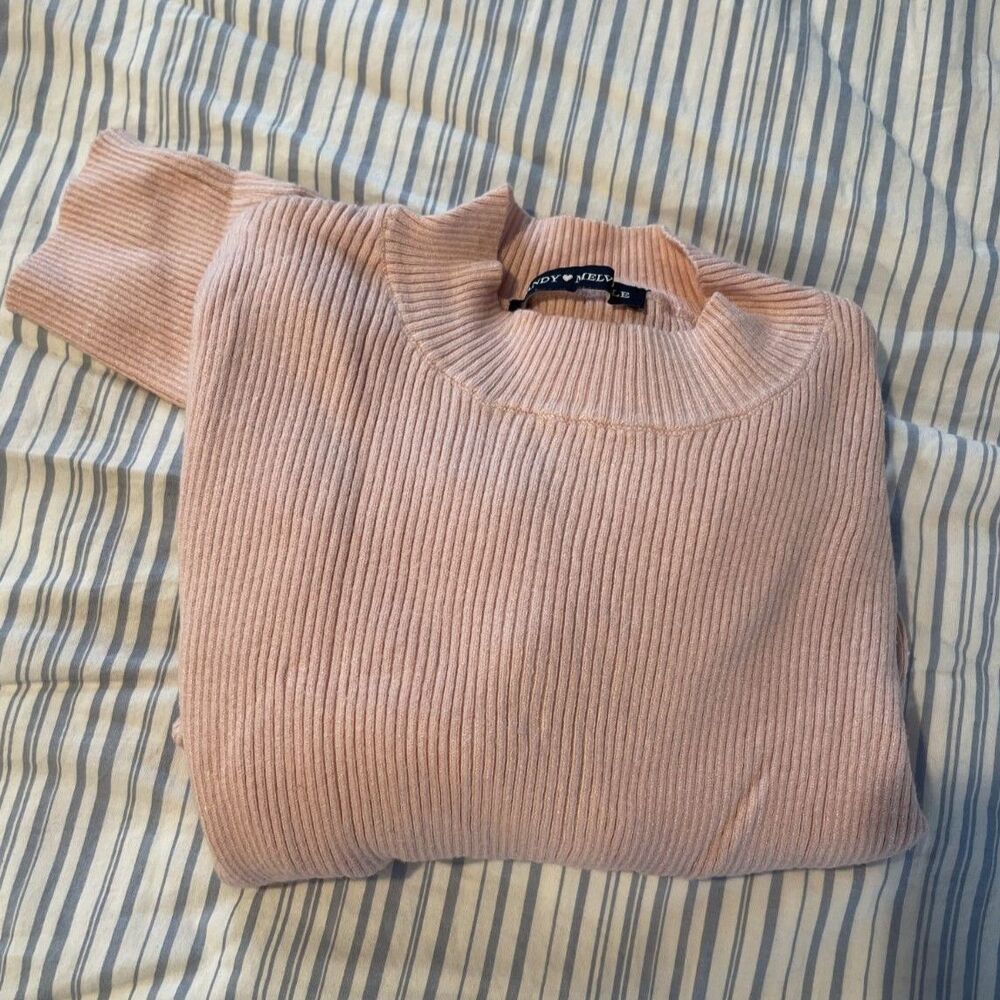 Brandy Melville Cropped Ribbed Sweater - Pastel Pink